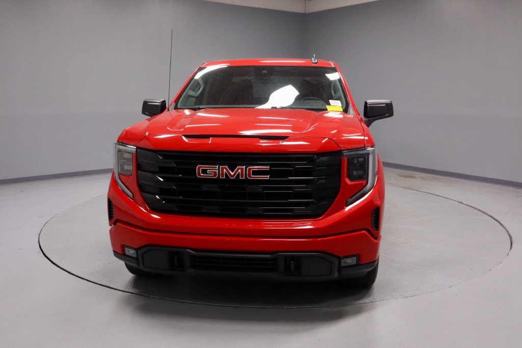 Used 2024 GMC Sierra 1500 Elevation AWD/4WD image 6