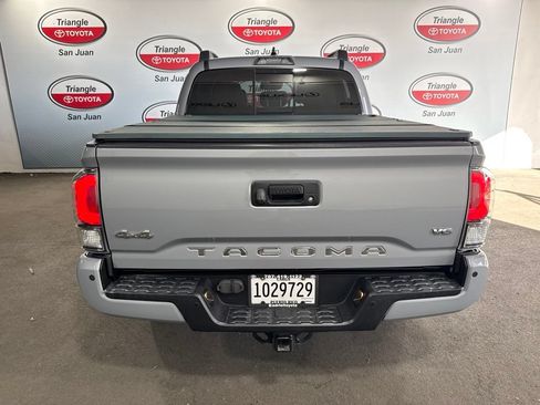 Used 2020 Toyota Tacoma Limited AWD/4WD image 5