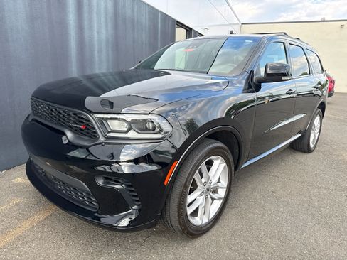 Used 2024 Dodge Durango GT AWD/4WD image 2