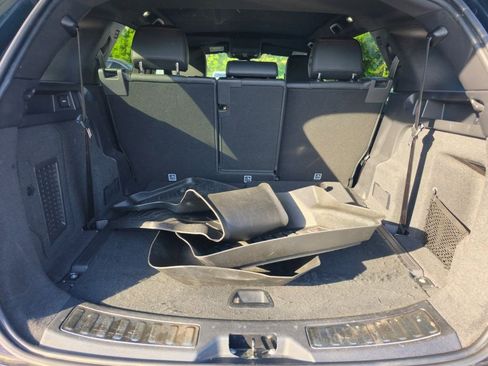 Used 2022 Land Rover Discovery Sport S R-Dynamic AWD/4WD image 6
