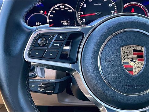 Used 2019 Porsche Cayenne AWD/4WD image 23