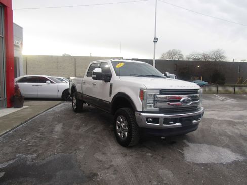 Used 2017 Ford F250 King Ranch w/ King Ranch Ultimate Package image 6