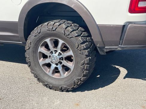 Used 2019 RAM 2500 Limited AWD/4WD image 9