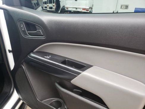 Used 2019 Chevrolet Colorado W/T RWD image 20
