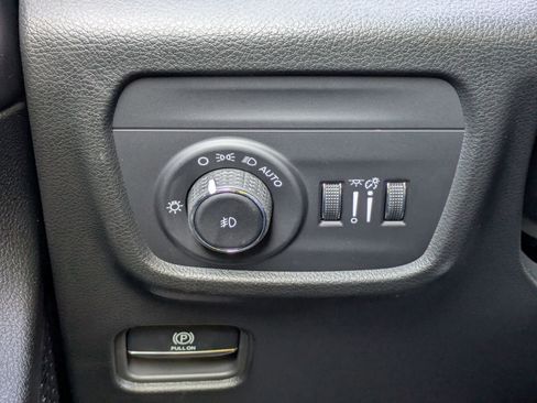 New 2025 Jeep Grand Cherokee Limited w/ Luxury Tech Group II AWD/4WD image 18