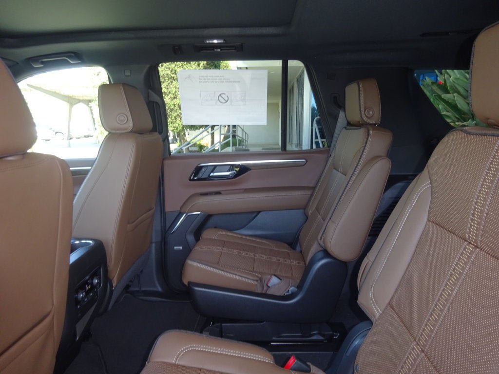 New 2026 Chevrolet Tahoe High Country AWD/4WD image 20
