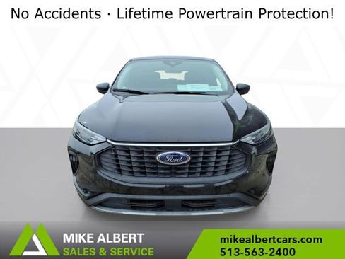 Used 2023 Ford Escape Active image 2