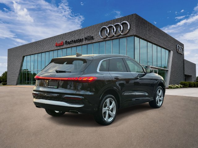 Used 2025 Audi Q5 Premium Plus AWD/4WD image 5