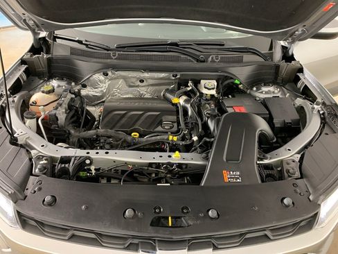 Used 2025 Chevrolet Trax LT image 39