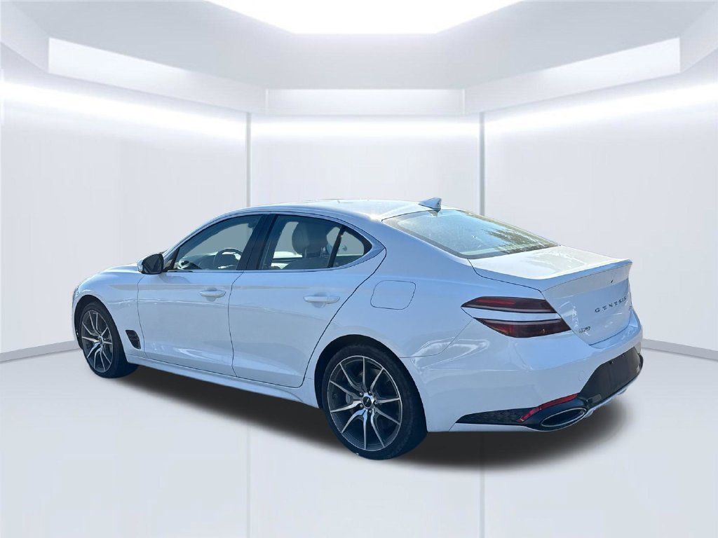 Used 2025 Genesis G70 2.5T AWD/4WD image 8