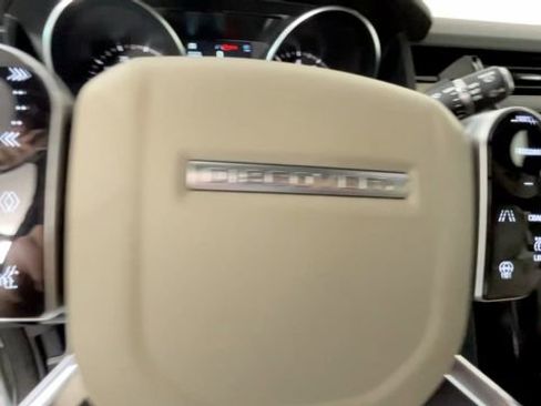 Used 2020 Land Rover Discovery SE AWD/4WD image 25