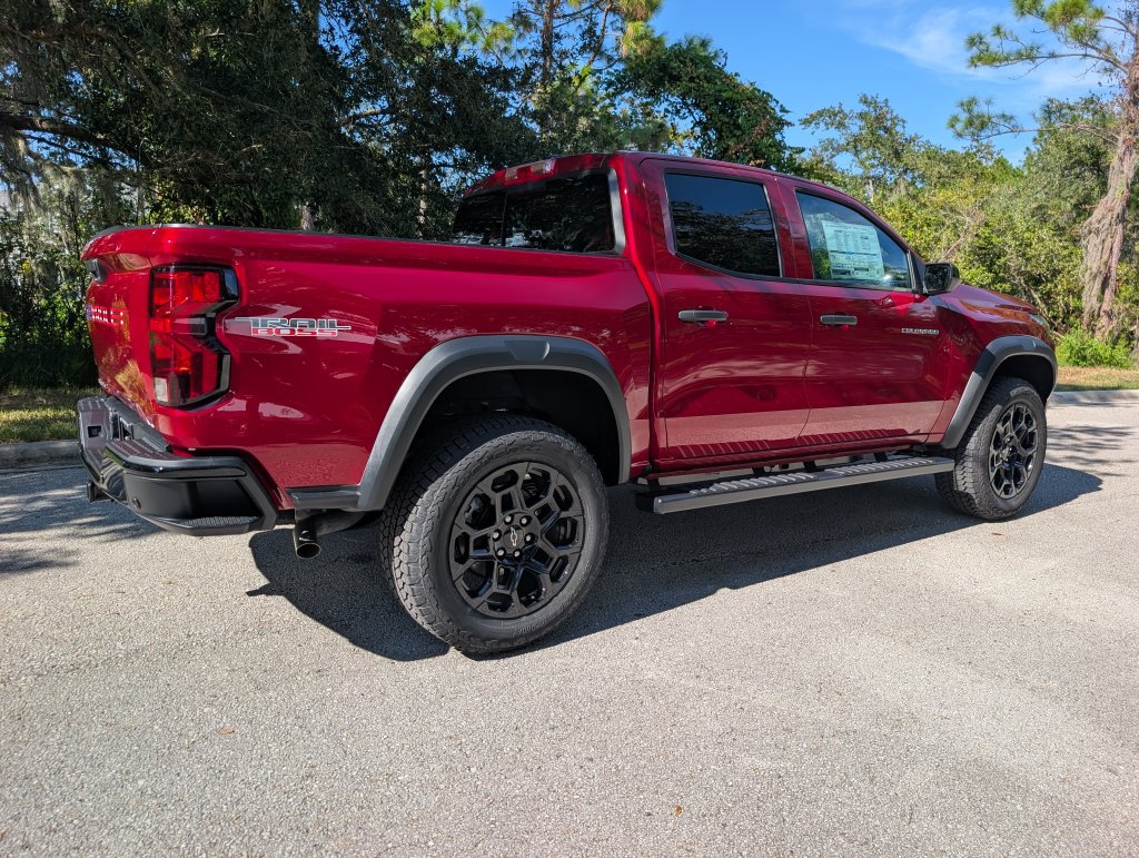 New 2026 Chevrolet Colorado Trail Boss AWD/4WD image 9