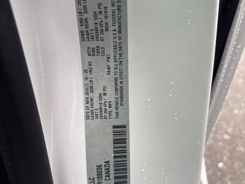 New 2026 Chrysler Pacifica Limited image 23