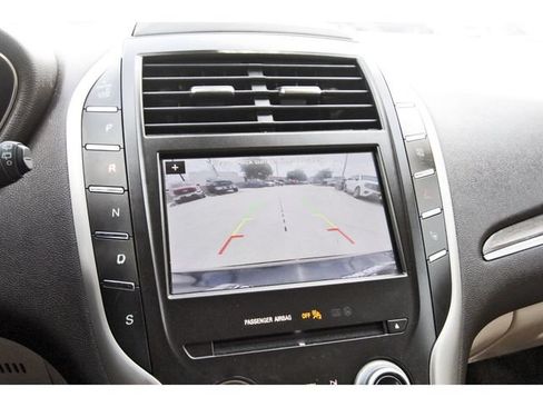 Used 2019 Lincoln MKC Reserve w/ MKC Technology Package FWD image 24