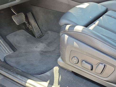 Used 2024 BMW X3 sDrive30i w/ Convenience Package RWD image 17