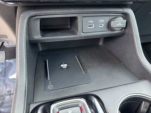 Used 2025 Honda Pilot Elite image 26