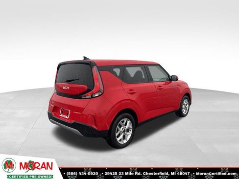 Used 2025 Kia Soul LX w/ LX Technology Package image 5