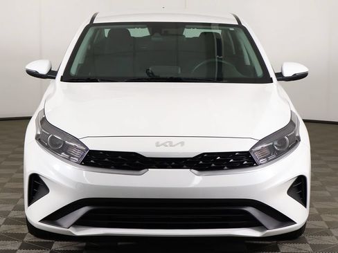 Used 2024 Kia Forte LXS w/ LXS Technology Package FWD image 10