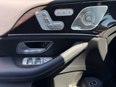 Certified 2023 Mercedes-Benz GLS 450 4MATIC image 16