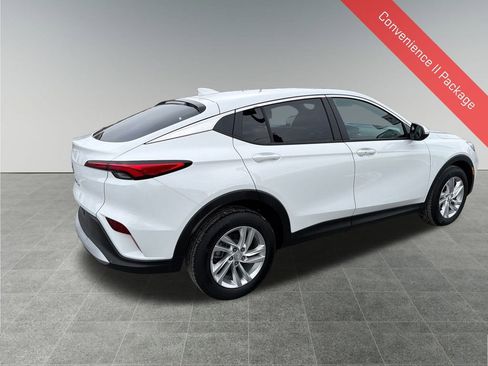 Used 2024 Buick Envista Preferred w/ Convenience I Package image 6