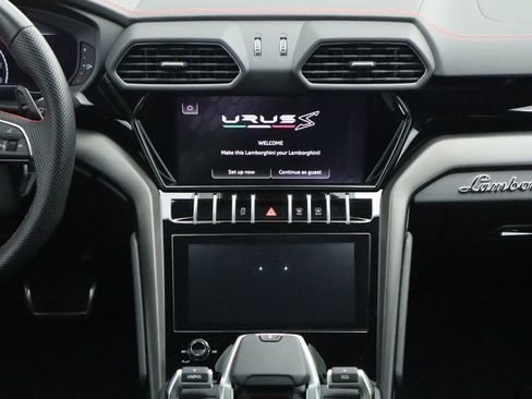 Used 2024 Lamborghini Urus S image 14
