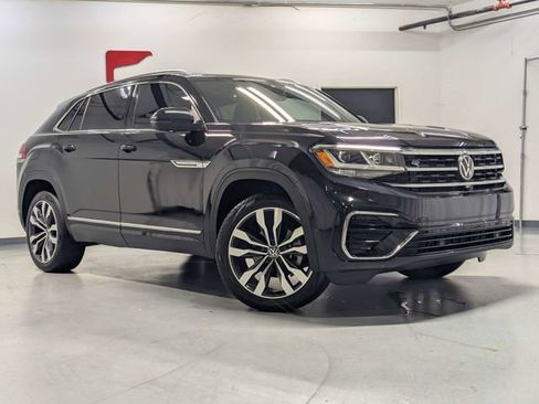 Used 2022 Volkswagen Atlas Cross Sport SEL Premium R-Line AWD/4WD image 2
