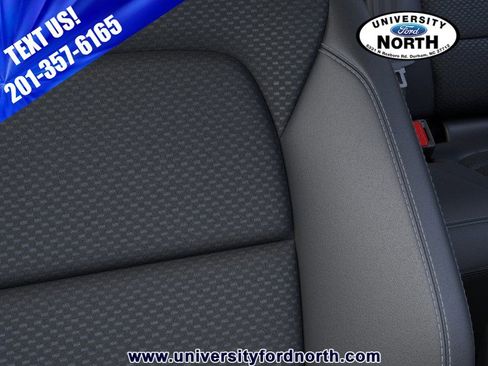 New 2025 Ford Escape SE image 16