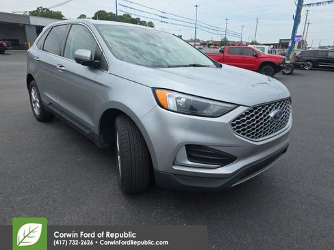 Used 2024 Ford Edge SEL AWD/4WD image 3