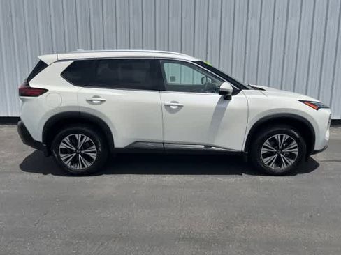 Used 2021 Nissan Rogue SV w/ Premium Package AWD/4WD image 7