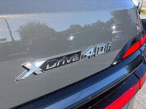 Used 2026 BMW X7 xDrive40i w/ Executive Package image 21