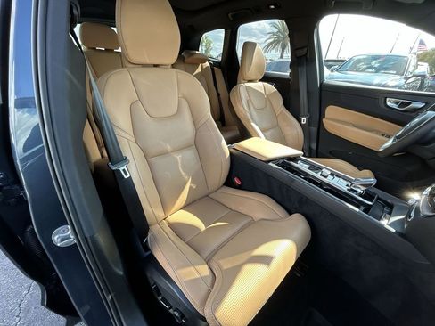 Used 2025 Volvo XC60 B5 Ultra w/ Protection Package Premier AWD/4WD image 16