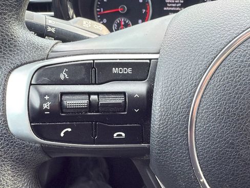 Used 2022 Kia K5 LXS FWD image 12