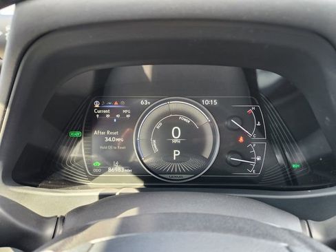 Used 2019 Lexus UX 250h w/ Premium Package image 32