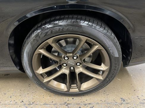 Used 2023 Dodge Challenger SRT Hellcat w/ Driver Convenience Group image 9