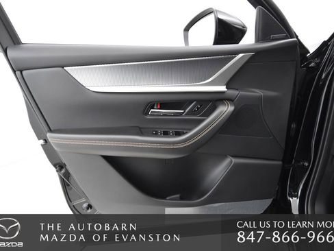 Used 2025 MAZDA CX-70 Plug-In Hybrid w/ Premium Pkg image 33