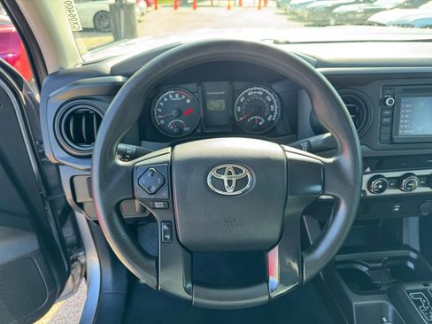 Used 2016 Toyota Tacoma 2WD Access Cab image 29