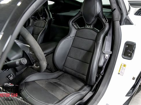 Used 2015 Chevrolet Corvette Z06 w/ 3LZ Preferred Equipment Group RWD image 76