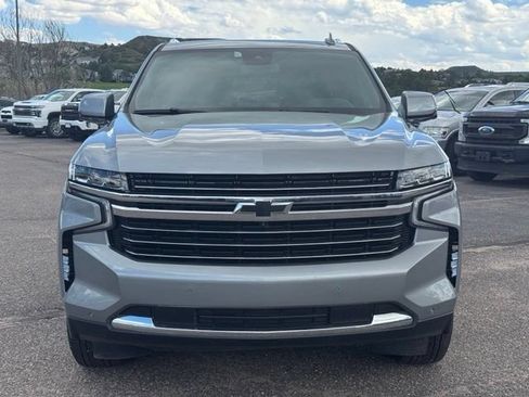 Certified 2024 Chevrolet Tahoe LT w/ Luxury Package AWD/4WD image 9