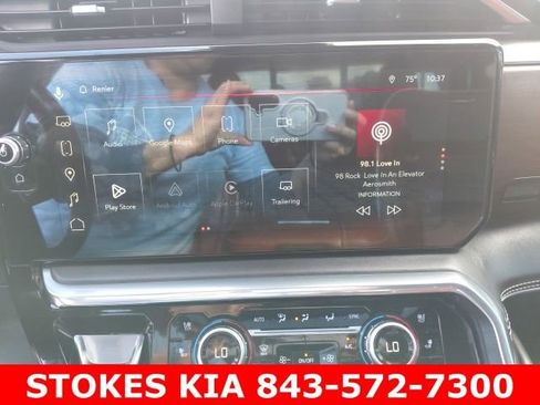 Used 2024 GMC Sierra 3500 Denali Ultimate image 15