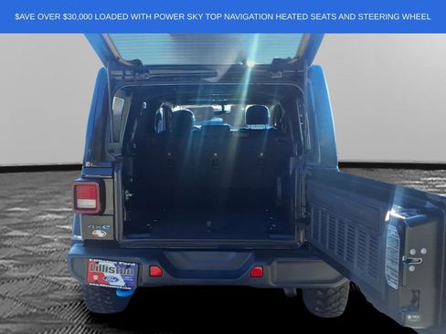 Used 2023 Jeep Wrangler Unlimited w/ Sun & Screen Package image 13