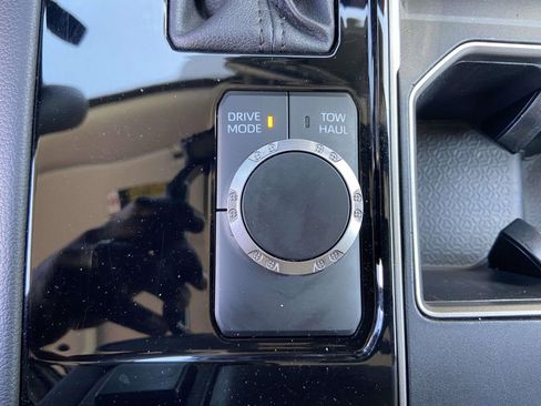 Used 2024 Toyota Tundra Limited RWD image 28