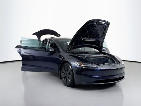 Used 2025 Tesla Model 3 Long Range AWD/4WD image 33