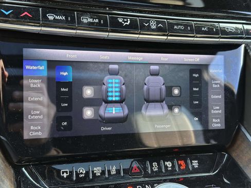 Used 2022 Jeep Grand Wagoneer Series II w/ Premium Group II AWD/4WD image 37