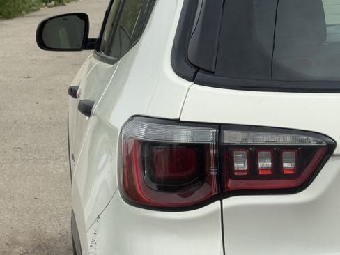 Used 2017 Jeep Compass Sport FWD image 16