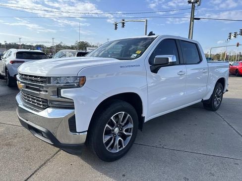 Used 2020 Chevrolet Silverado 1500 LT w/ Texas Edition image 3
