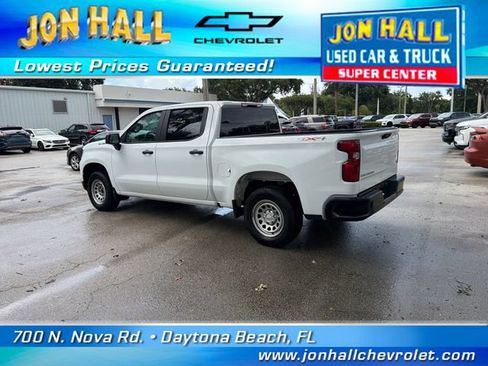 Used 2022 Chevrolet Silverado 1500 W/T w/ WT Convenience Package AWD/4WD image 8