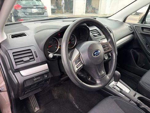 Used 2015 Subaru Forester 2.5i Premium w/ All-Weather Package AWD/4WD image 16