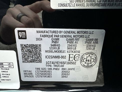 Used 2025 GMC Sierra 3500 Denali Ultimate image 18