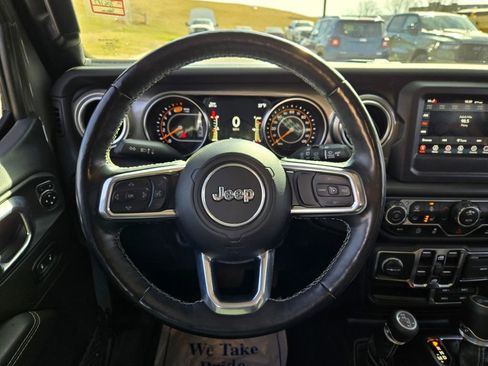 Used 2021 Jeep Wrangler Unlimited Sahara image 20