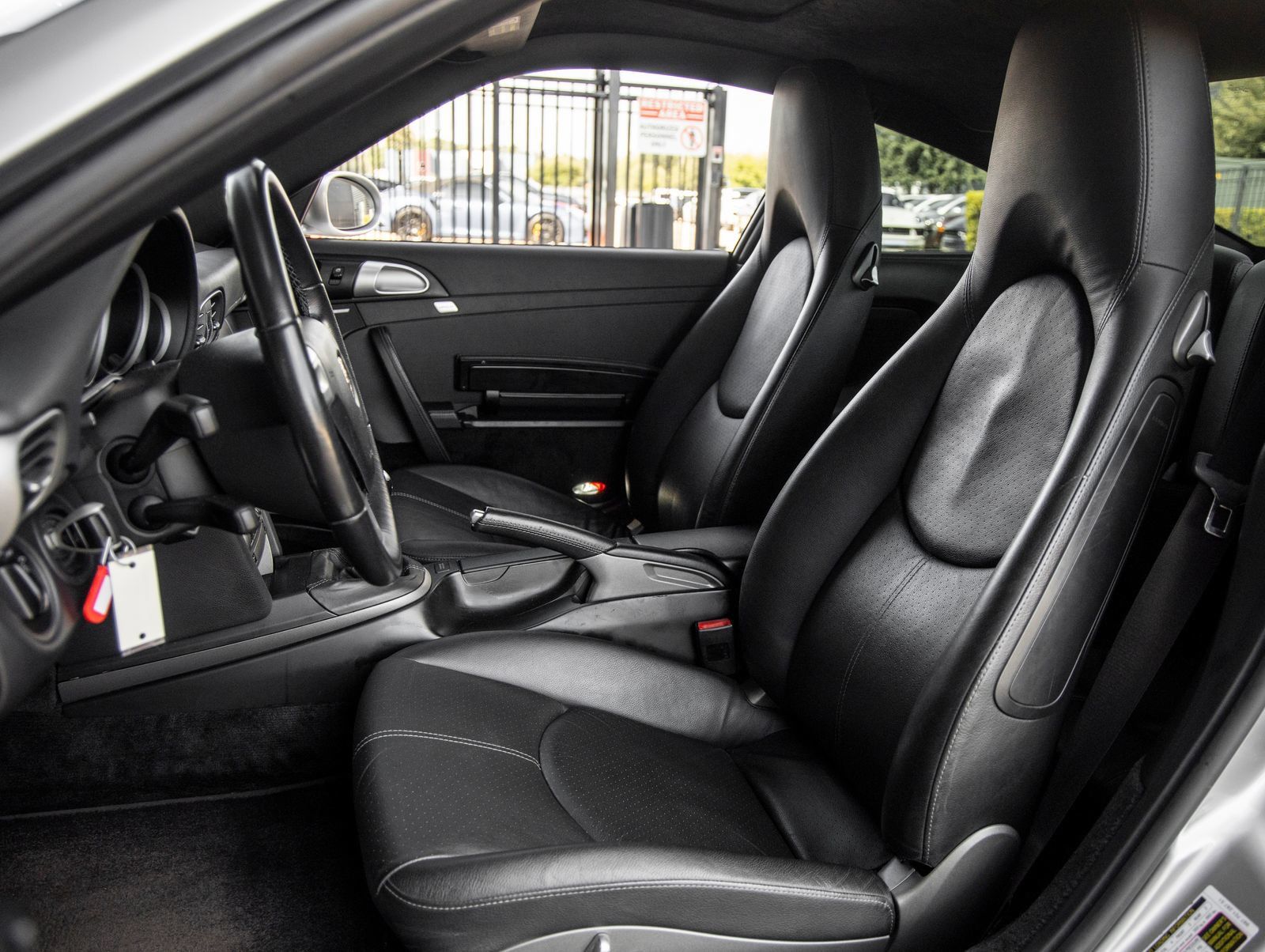 Used 2008 Porsche 911 Carrera RWD image 5